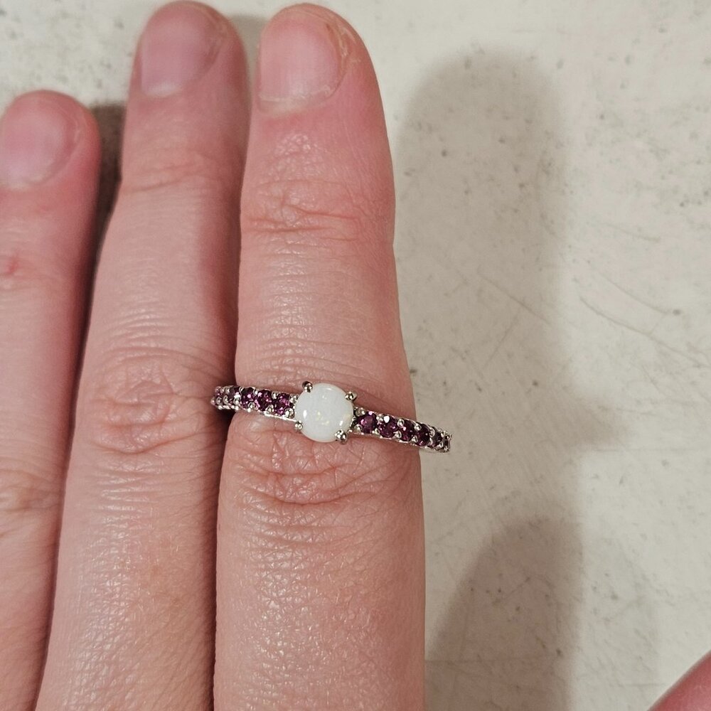 Genuine opal ring